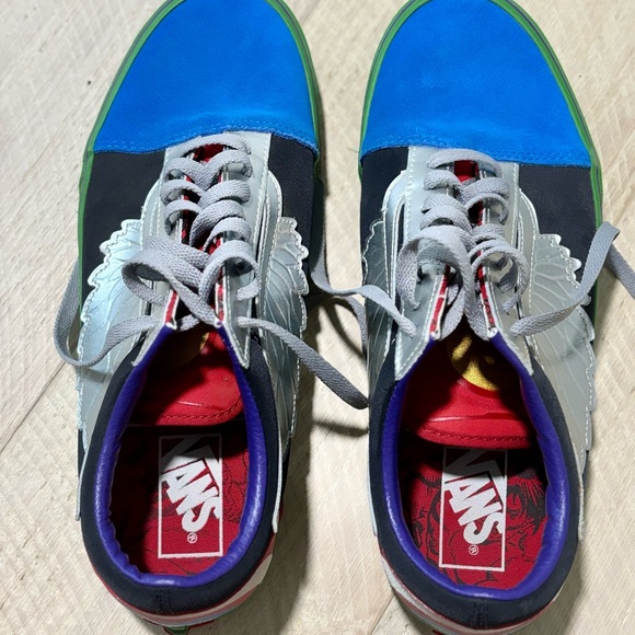 Vans x Marvel Avengers Old Skool Skate Shoe New, Marvel Avengers collab - Picture 2 of 6